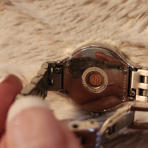 Philip Stein Womens Silver Watch with Mother of Pearl Face - Picture 3 of 4